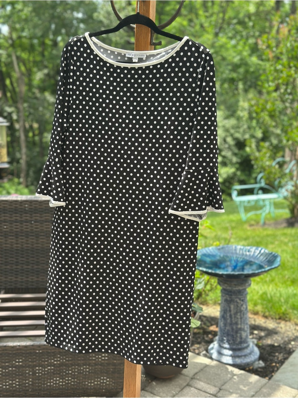 Annalee and Hope XL Black White Polka Dot Bell Sleeve Shift Dress Travel USA